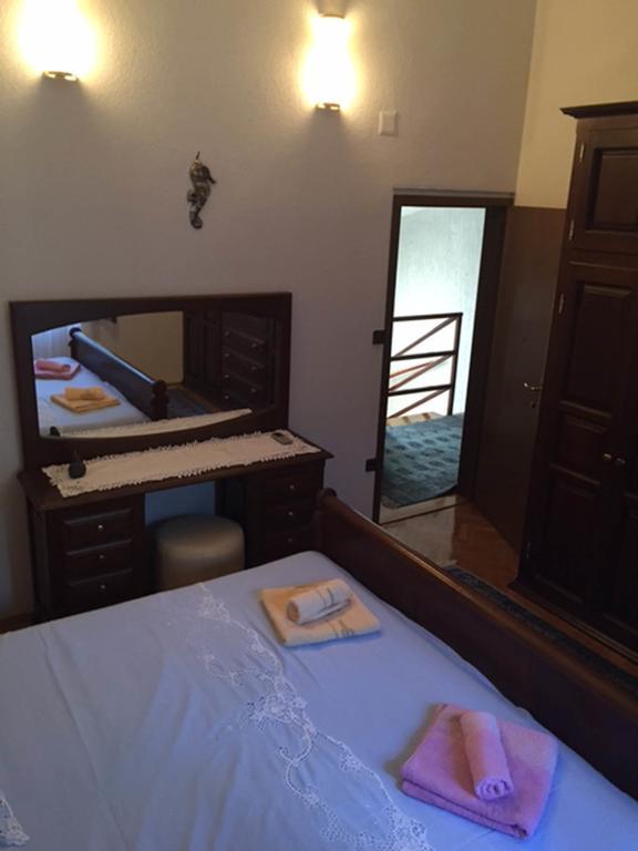 Butterfly Holiday Home Tonkica Betina  Buitenkant foto
